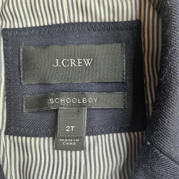 J. Crew Schoolboy Blazer Navy Blue with Gold Buttons Size 2 Tall - Picture 3 of 15